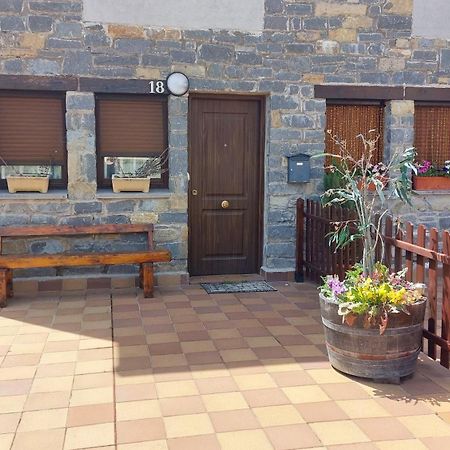 Apartamentos Castiello De Jaca 3000 Kültér fotó